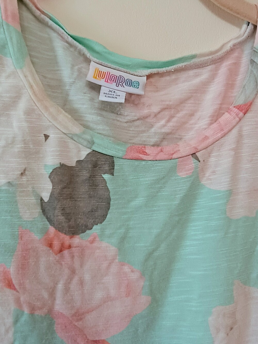 LuLaRoe Olive Top Mint Green Pink Floral Tulip Sleeve Hi-Low Boho Flowy Size XL - Picture 4 of 6